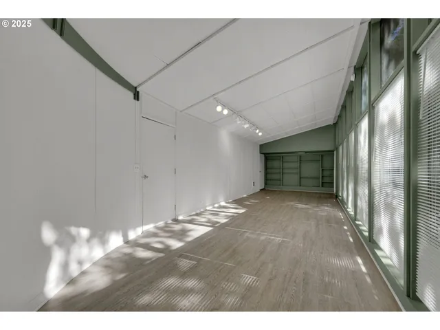 $639,900 | 2350 Columbia Street, Eugene, OR 97403