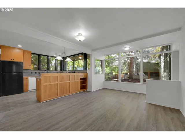 $639,900 | 2350 Columbia Street, Eugene, OR 97403