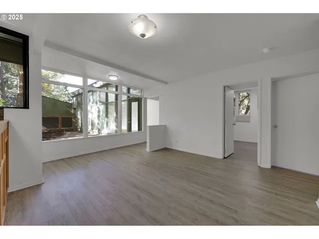 $639,900 | 2350 Columbia Street, Eugene, OR 97403