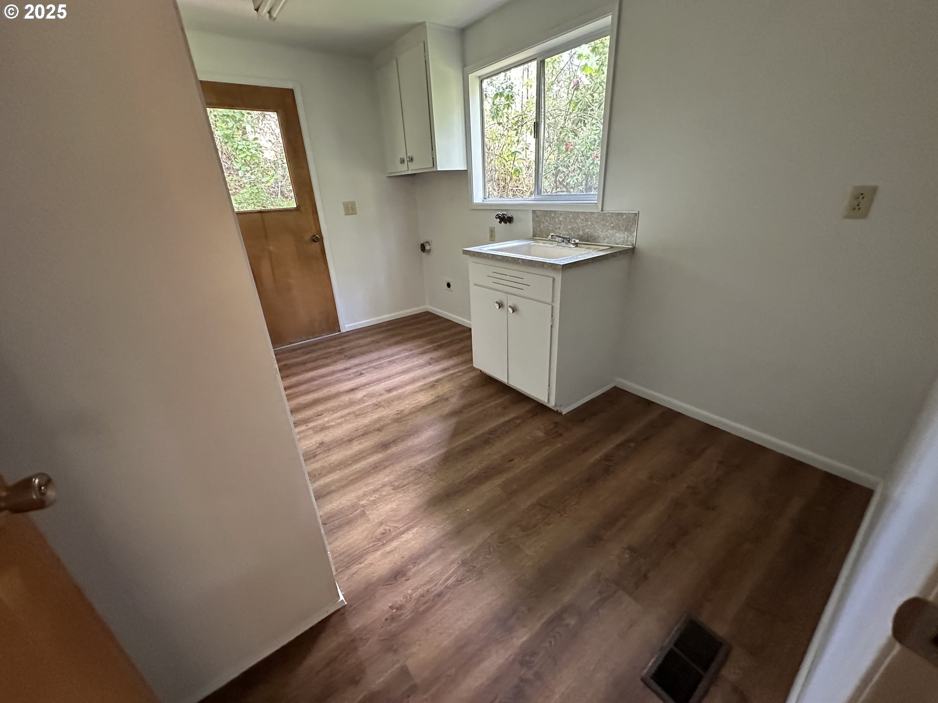 19403 Highway 126 Walton, OR 97490 - Photo 28 of 30