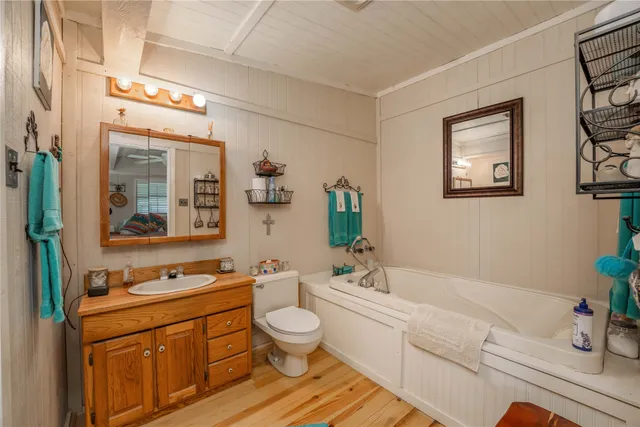 a view of a workspace with furniture