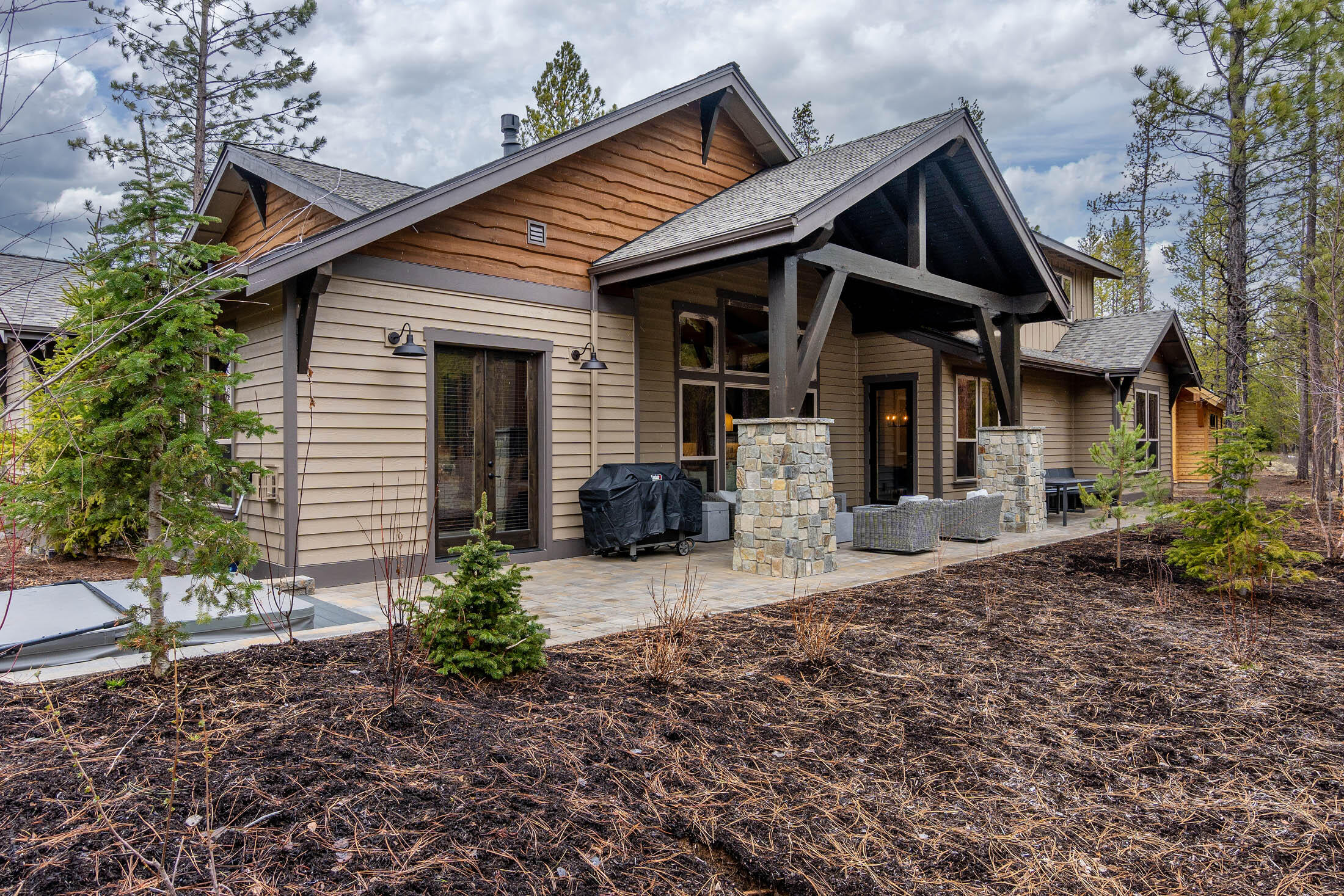 56887 Dancing Rock Loop, Unit 15B Bend, OR 97707 - Photo 4 of 40 56887 Dancing Rock Loop b_0010 copy