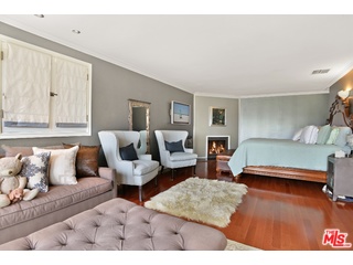 21078 Entrada Road Topanga, CA 90290 - Photo 25 of 40 Gallery Image 25