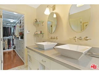21078 Entrada Road Topanga, CA 90290 - Photo 29 of 40 Gallery Image 29