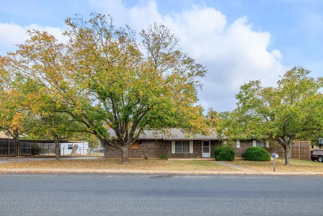 $220,000 | 308 Frederick Road, Unit 4, Fredericksburg, TX 78624