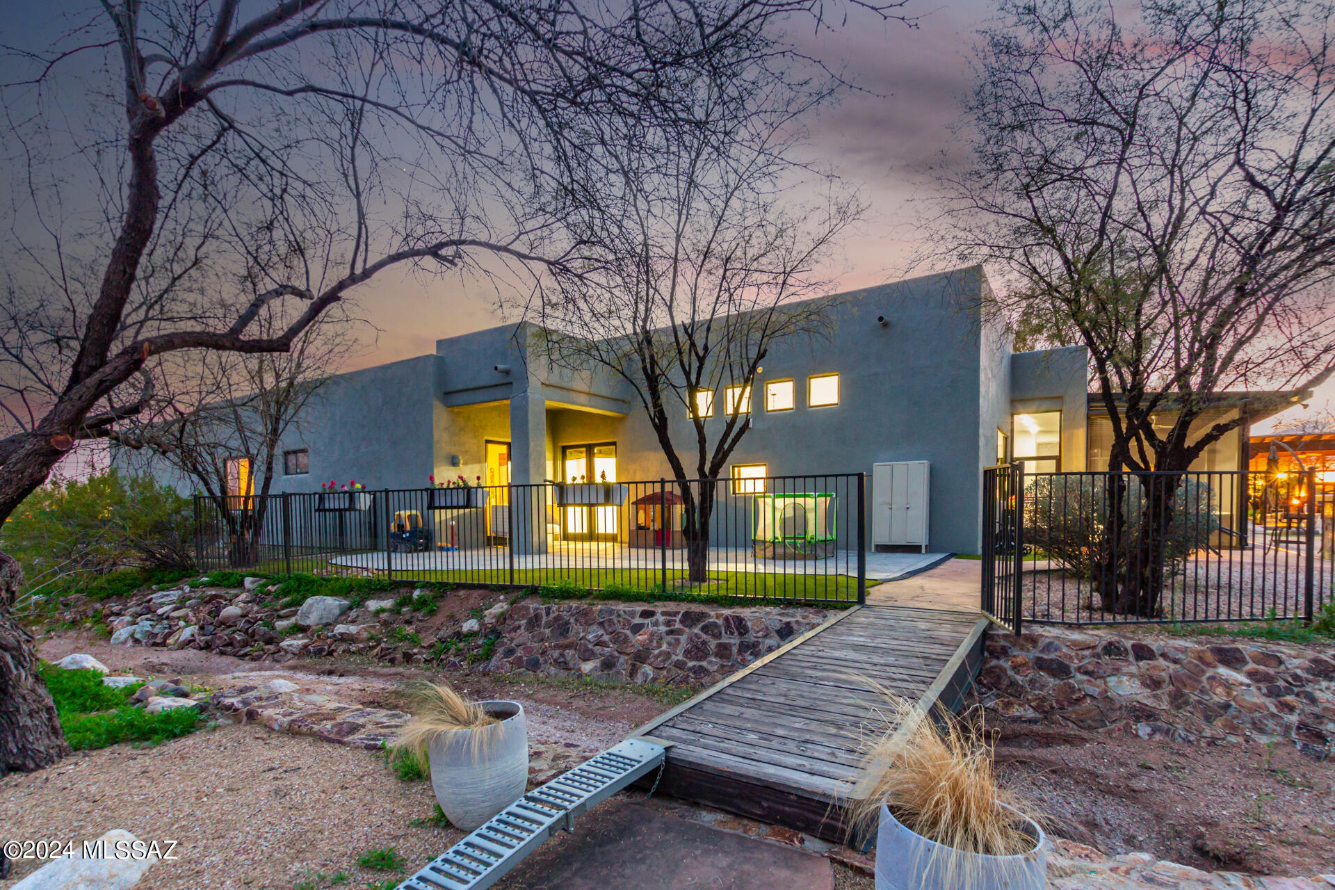 10597 East Fort Lowell Road Tucson, AZ 85749 - Photo 3 of 50 Gallery Image 3