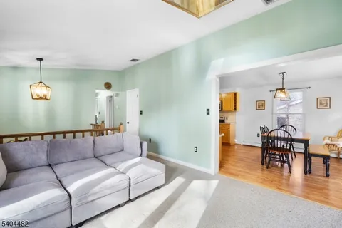 $425,000 | 4 Bantry Court, Vernon, NJ 07422