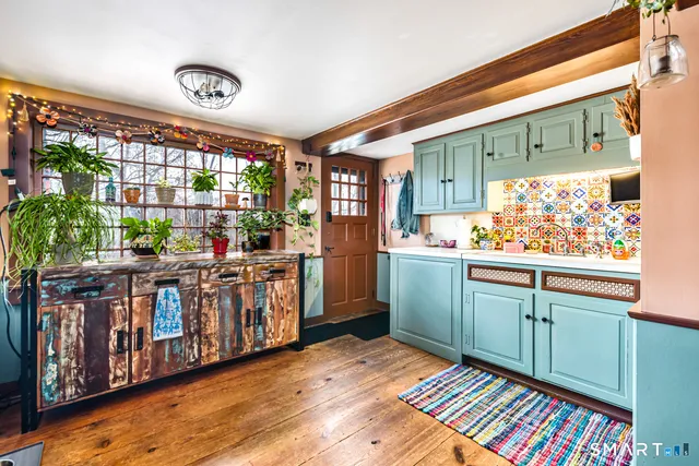 $420,000 | 546 Palisado Avenue, Windsor, CT 06095