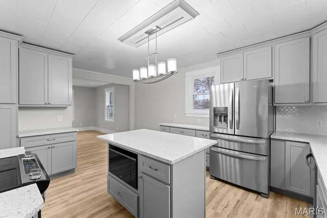 $250,000 | 25 West Kentucky Street, Trenton, IL 62293