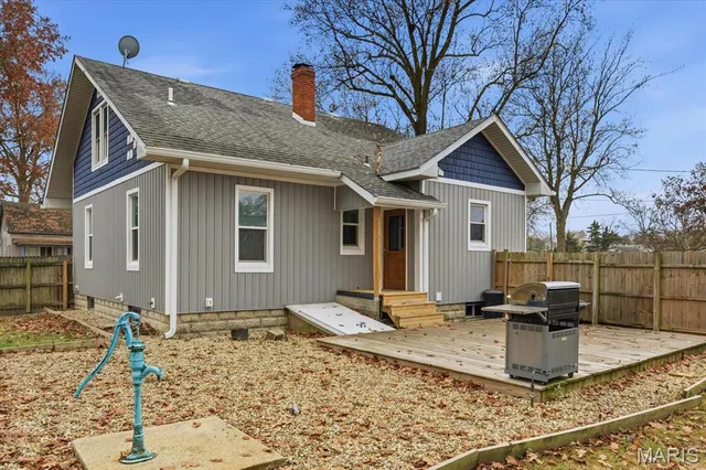 $250,000 | 25 West Kentucky Street, Trenton, IL 62293