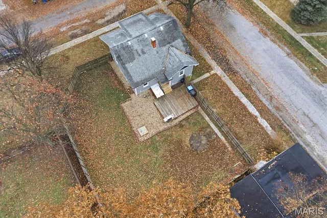 $250,000 | 25 West Kentucky Street, Trenton, IL 62293