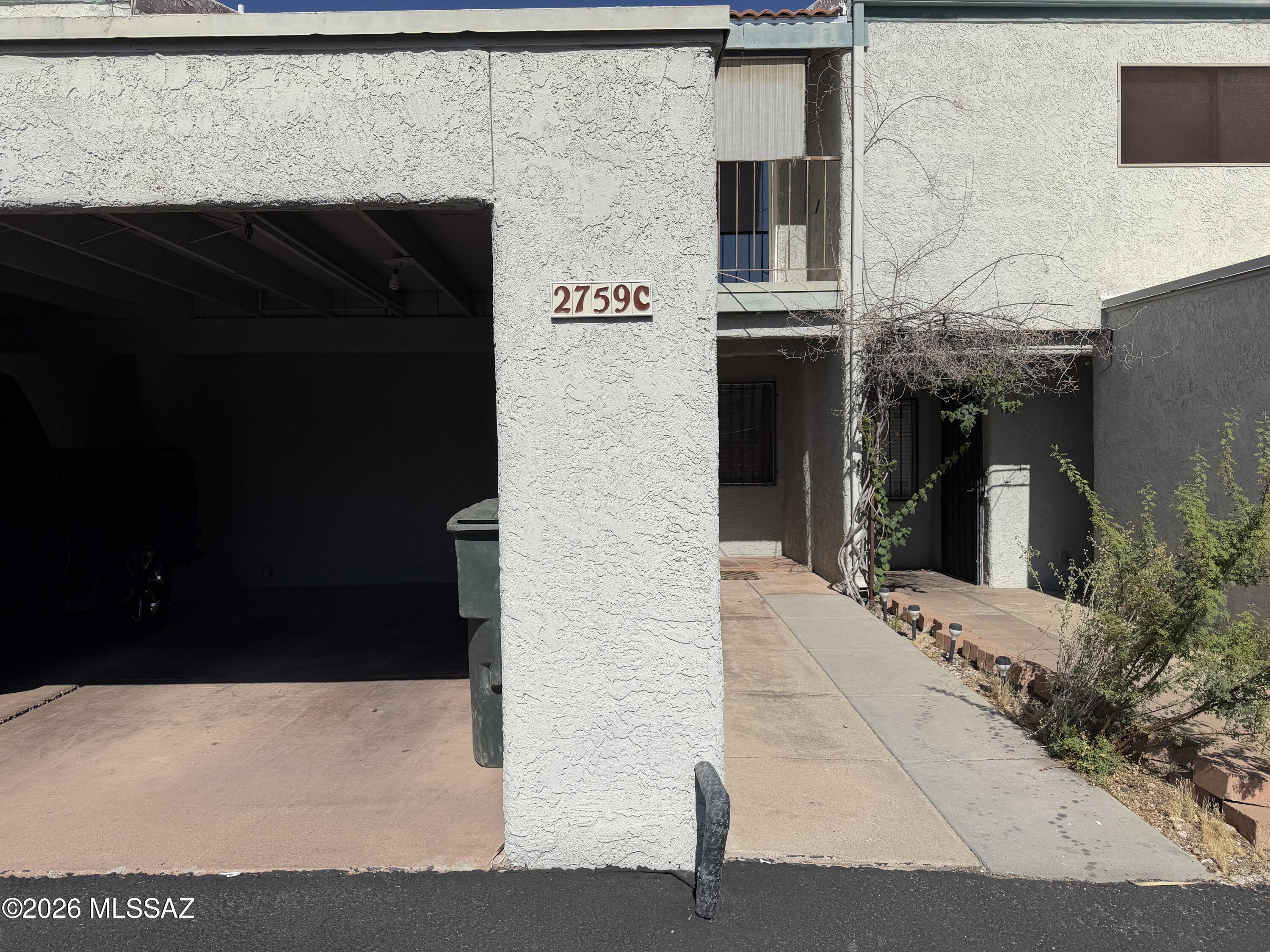 2759 West Anklam Road, Unit C Tucson, AZ 85745 - Photo 2 of 18