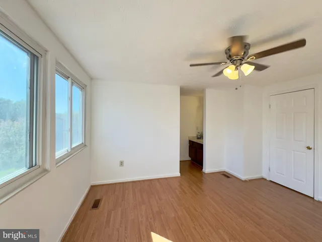 $424,900 | 9252 Pirates Cove, Columbia, MD 21046