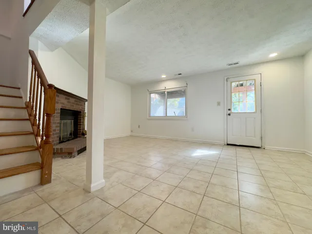 $424,900 | 9252 Pirates Cove, Columbia, MD 21046