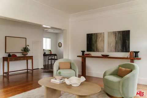 $1,189,000 | 1476 West 37th Drive, Los Angeles, CA 90018