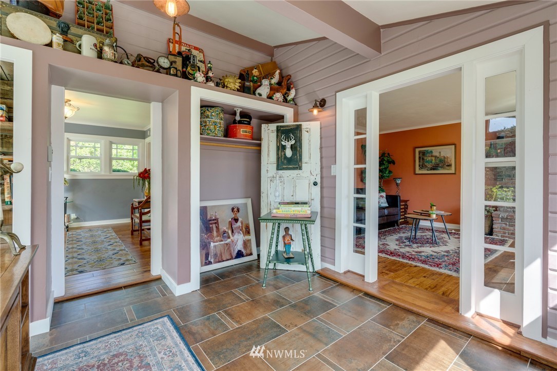 23908 24th Drive Southeast Bothell, WA 98021 - Photo 20 of 40 a view of a hallway with interior of the house