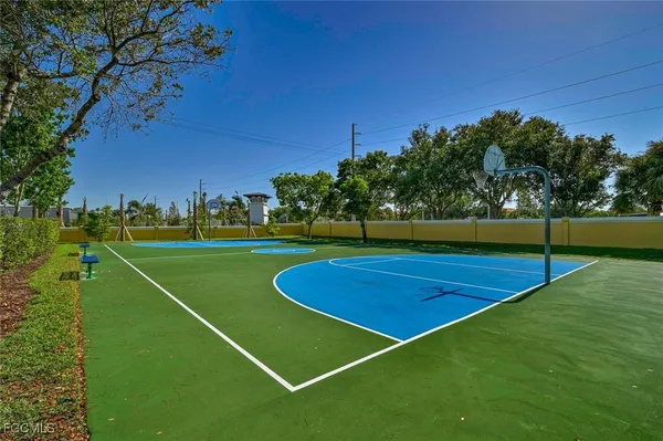 a view of a tennis court