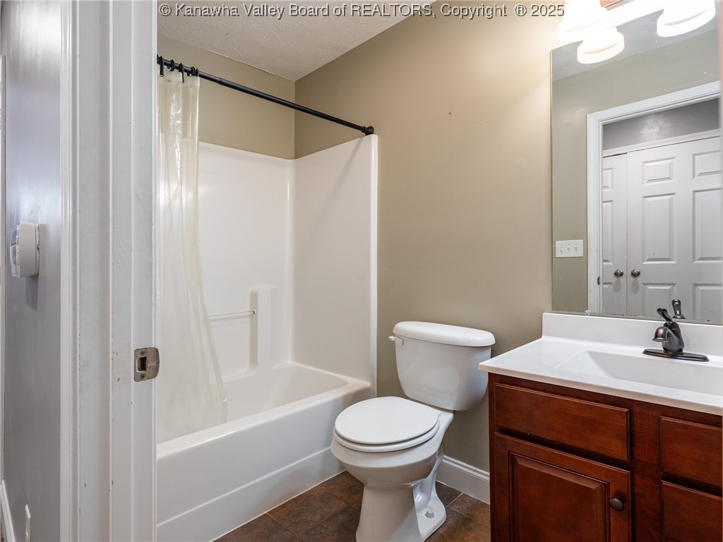 228 Killarney Road Winfield, WV 25213 - Photo 14 of 27 Gallery Image 14