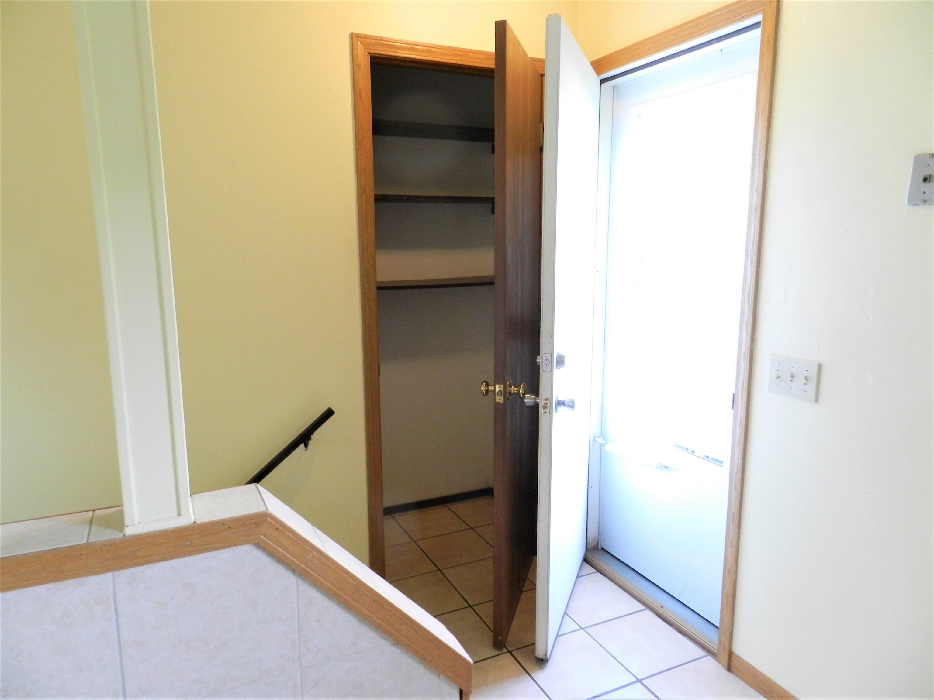 4013 Claire Street Madison, WI 53716 - Photo 7 of 20