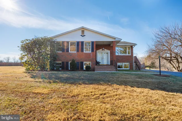 $499,900 | 4390 Cherry Tree Lane, Sykesville, MD 21784