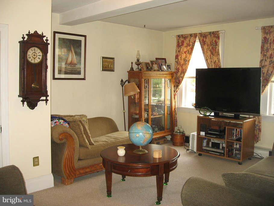 602 South Springdale Road New Windsor, MD 21776 - Photo 15 of 23 Family Room