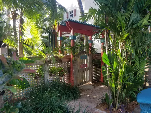 a view of outdoor space