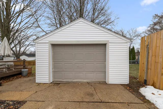 $279,900 | 625 Madison Avenue, West Bend, WI 53095