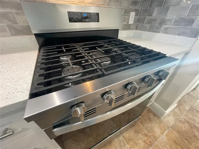 $339,000 | 5980 Shore Boulevard South, Unit 111, Gulfport, FL 33707