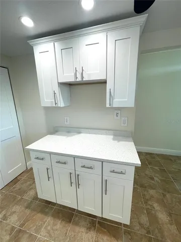 $339,000 | 5980 Shore Boulevard South, Unit 111, Gulfport, FL 33707