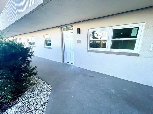 $339,000 | 5980 Shore Boulevard South, Unit 111, Gulfport, FL 33707