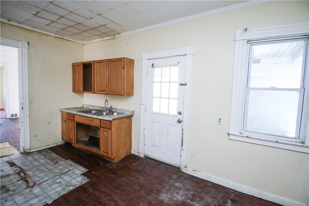 55 Weyl Street Rochester, NY 14621 - Photo 6 of 20