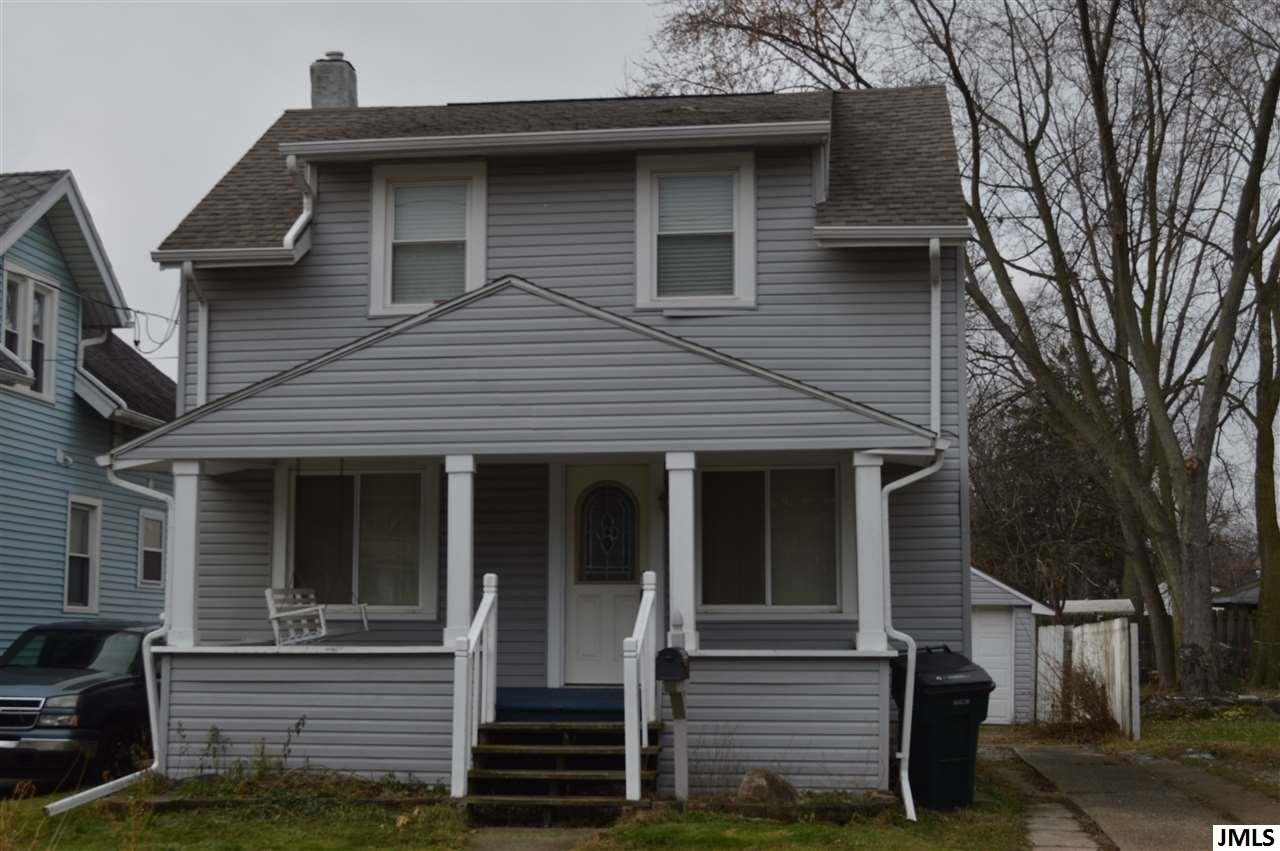 2012 South Rundle Avenue Lansing, MI 48910 - Photo 1 of 18 Photo 1