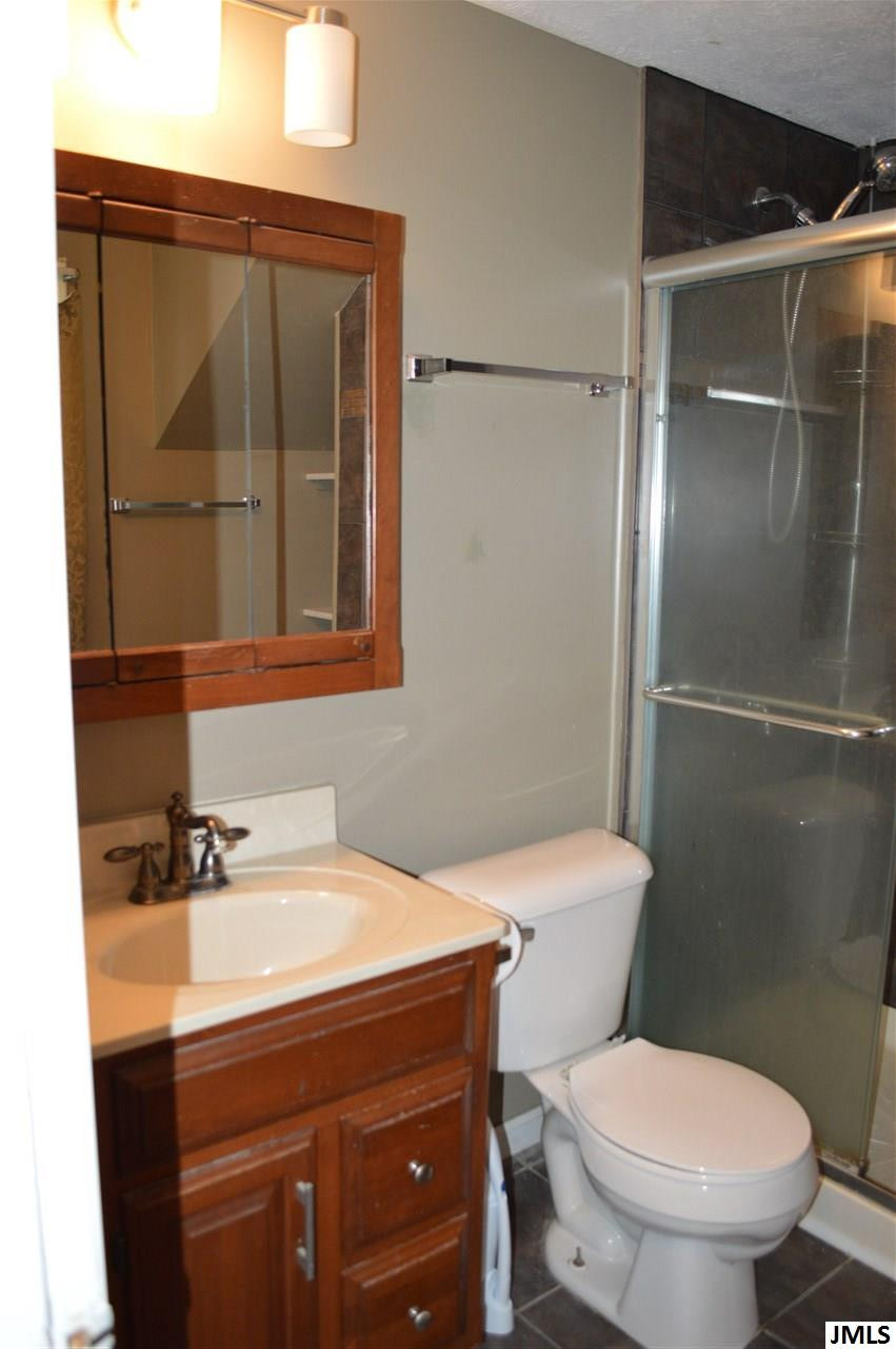 2012 South Rundle Avenue Lansing, MI 48910 - Photo 11 of 18 Photo 11