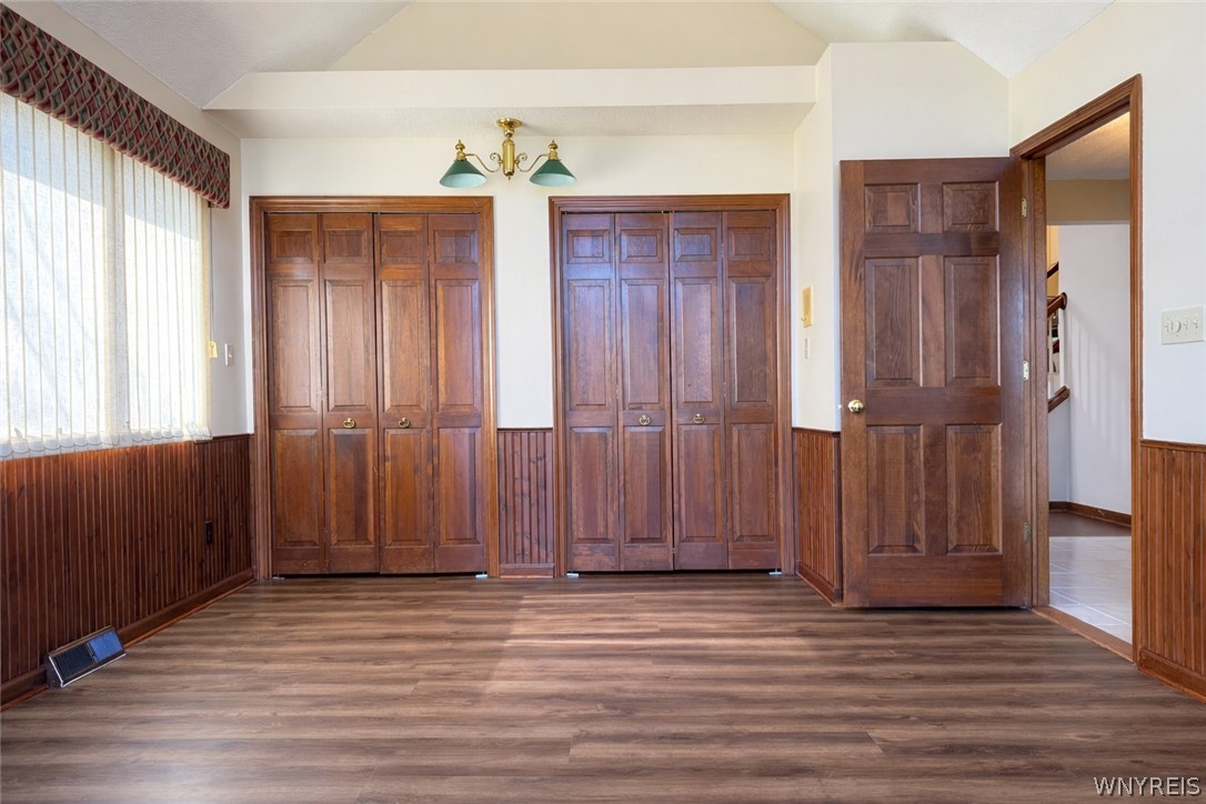 3226 East River Road Grand Island, NY 14072 - Photo 13 of 37