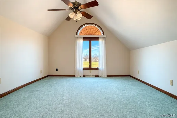 $375,000 | 3226 East River Road, Grand Island, NY 14072