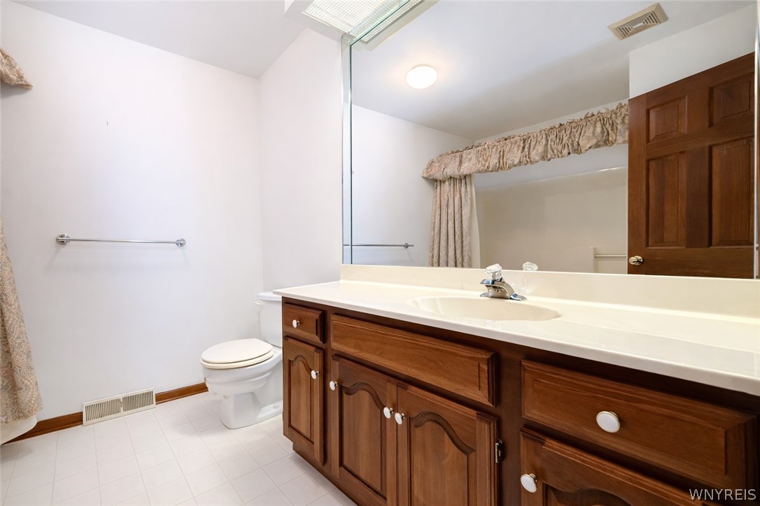 3226 East River Road Grand Island, NY 14072 - Photo 19 of 37