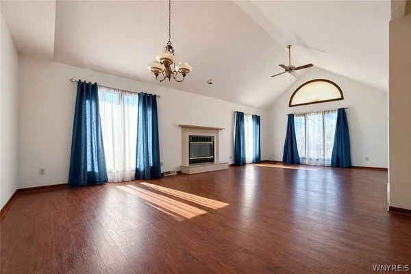 $375,000 | 3226 East River Road, Grand Island, NY 14072