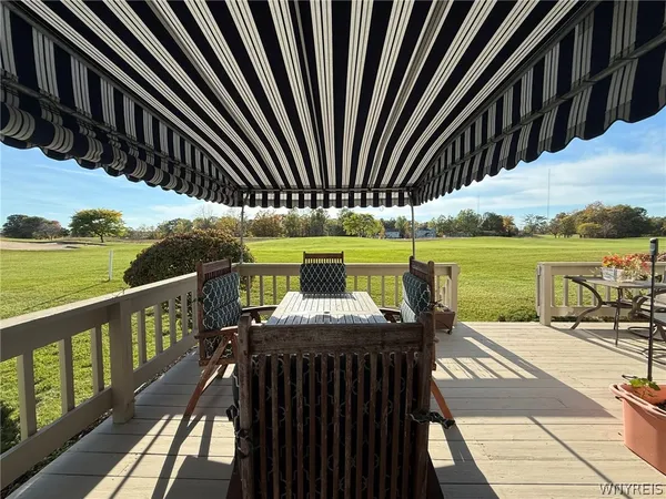 $375,000 | 3226 East River Road, Grand Island, NY 14072