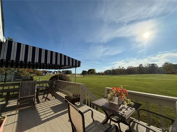 $375,000 | 3226 East River Road, Grand Island, NY 14072