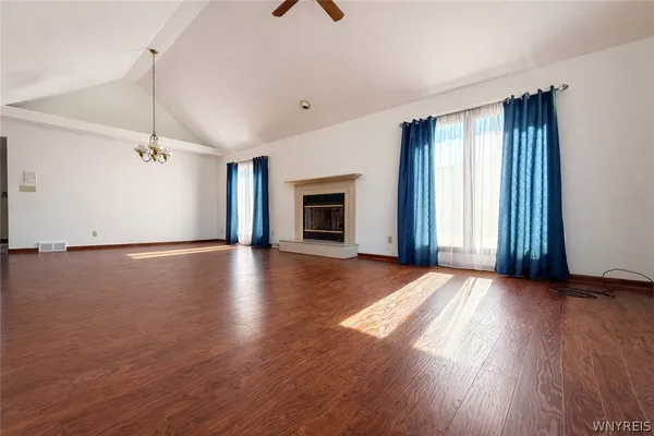 $375,000 | 3226 East River Road, Grand Island, NY 14072