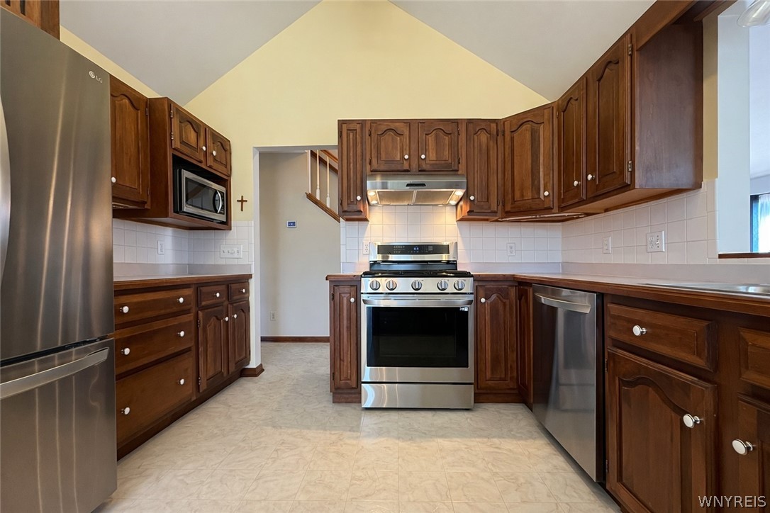 3226 East River Road Grand Island, NY 14072 - Photo 7 of 37