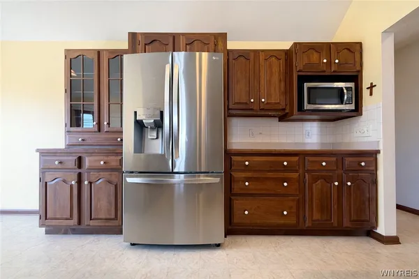 $375,000 | 3226 East River Road, Grand Island, NY 14072