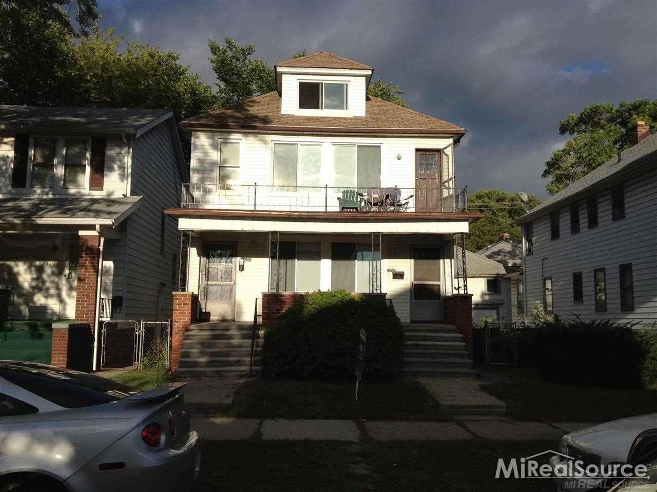1050 Wayburn Street Grosse Pointe, MI 48230 - Photo 1 of 27