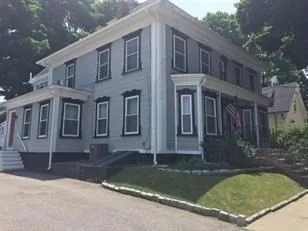 $2,000 | 35 Broad Street, Unit 3, Newburyport, MA 01950