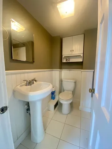 $2,000 | 35 Broad Street, Unit 3, Newburyport, MA 01950