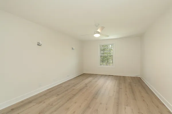 $3,495 | 1250 Park Avenue West, Unit 435, Highland Park, IL 60035