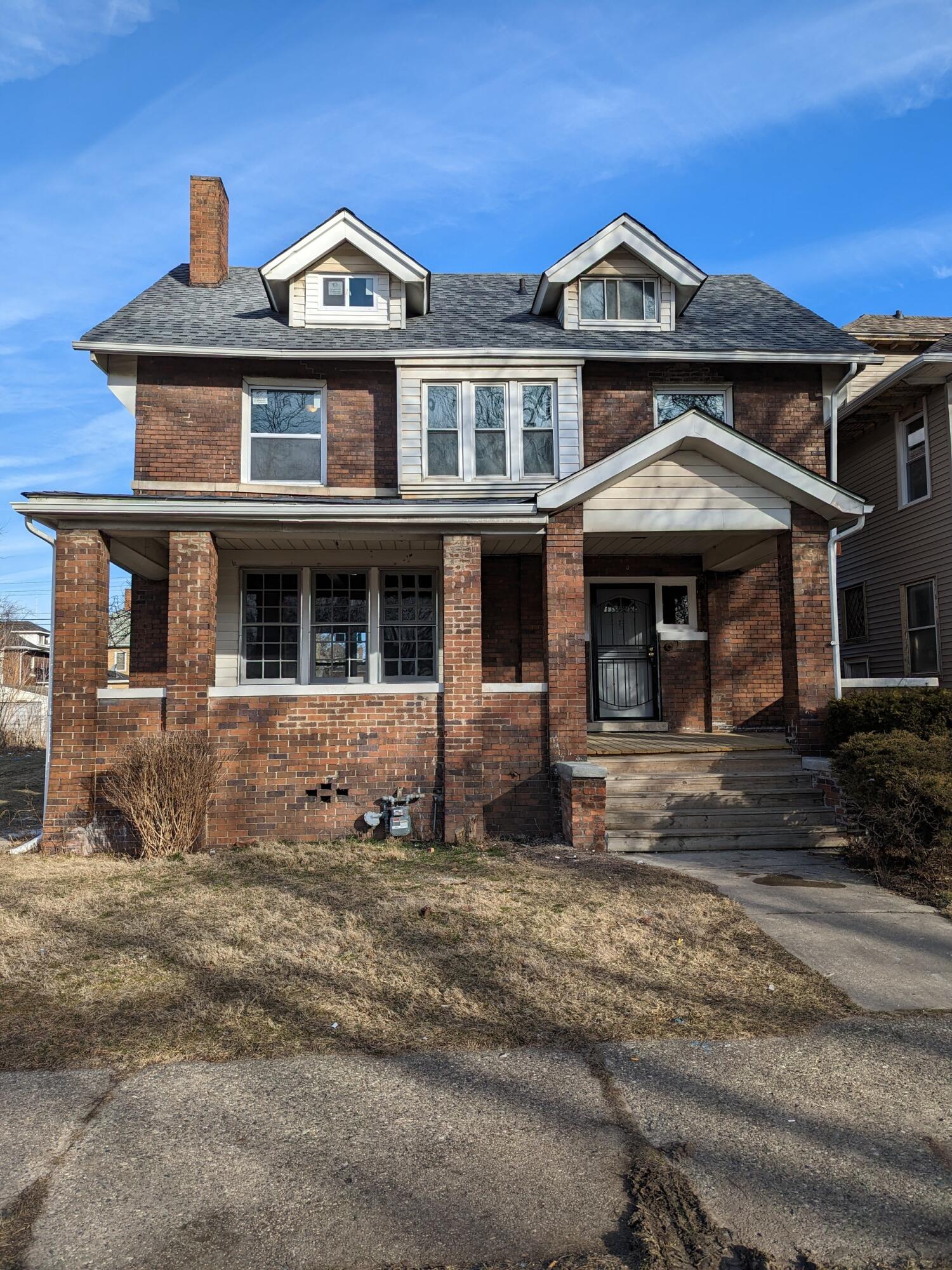 73 Woodland Street Detroit, MI 48202 - Photo 1 of 8 73 Woodland - 5 BED 2 Bath For Rent