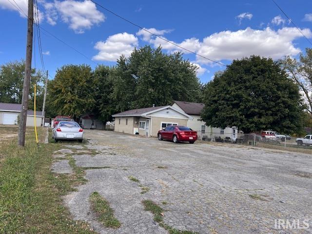 2710 Broad Street New Castle, IN 47362 - Photo 3 of 15