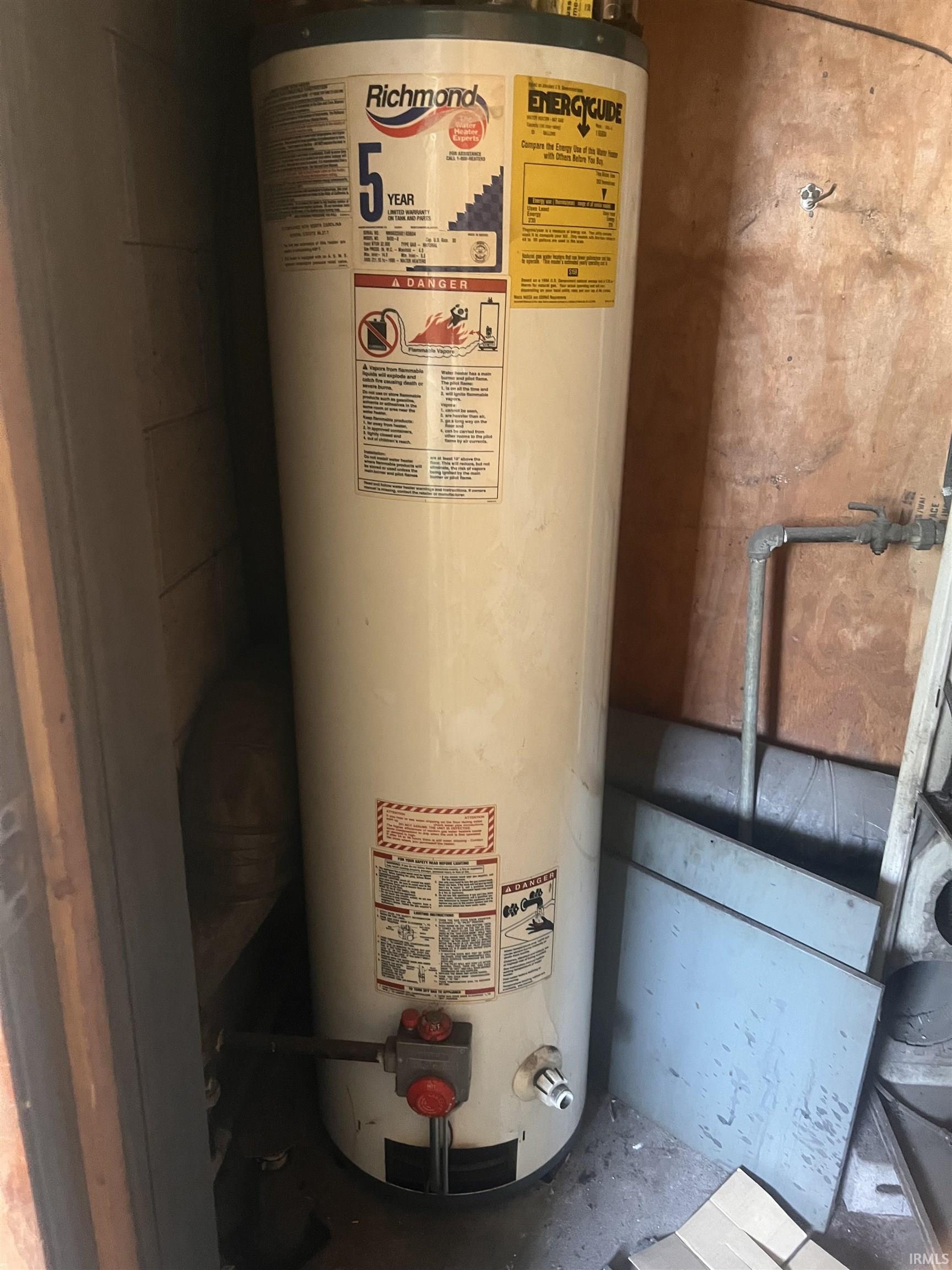 2710 Broad Street New Castle, IN 47362 - Photo 10 of 15