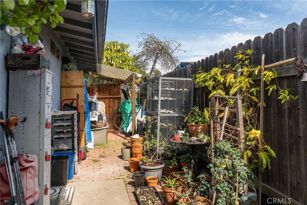 701 Los Osos Valley Road Los Osos, CA 93402 - Photo 12 of 35 2210 Back Patio